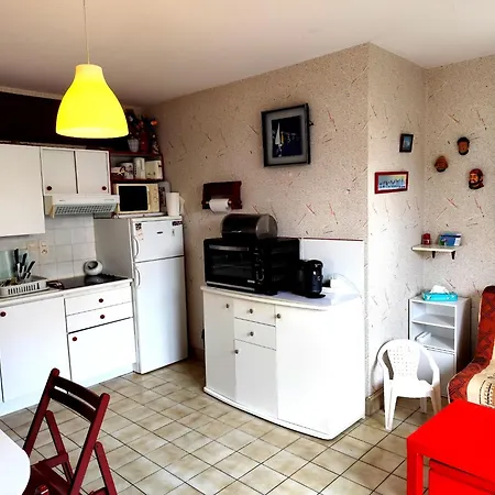 Appartement T2 Avec Terrasse Et Accès Privé à La Le Croisic