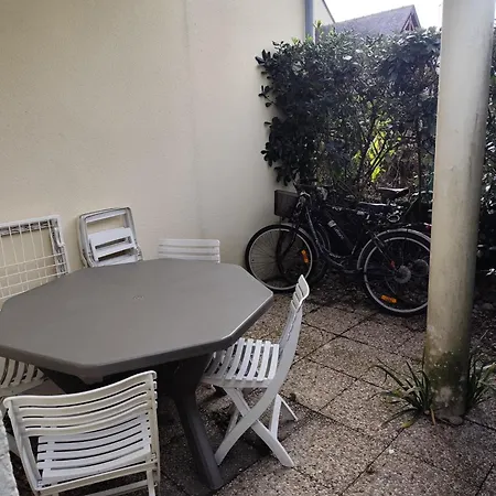 T2 Avec Terrasse Et Accès Privé à La